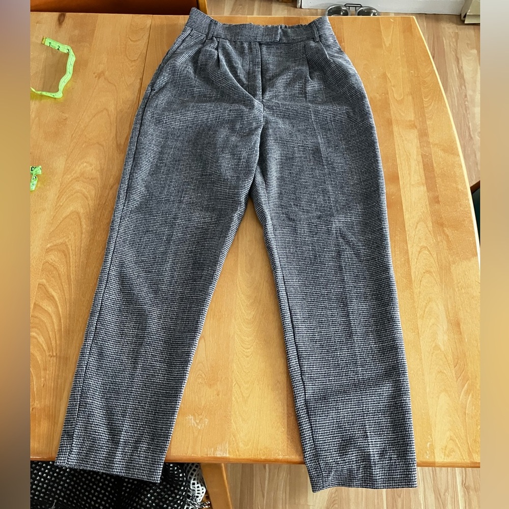 Cute Dynamite checkered pants